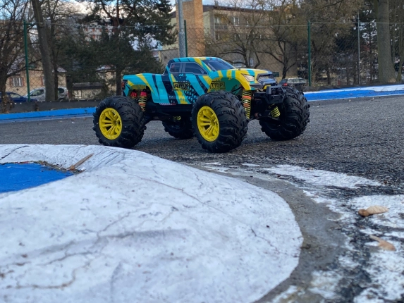 RC auto RMT Monster Tornado